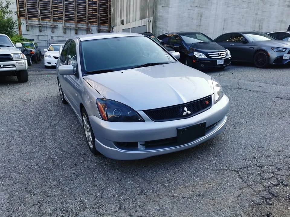 2005 Mitsubishi Lancer 8th Gen - Image 2 of 10