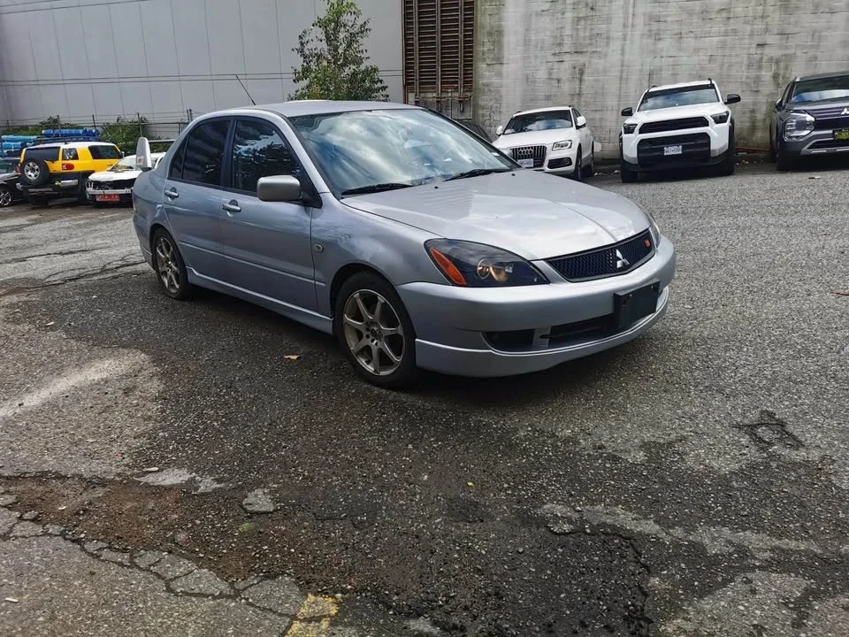 2005 Mitsubishi Lancer 8th Gen - Image 7 of 10