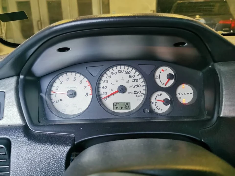 2005 Mitsubishi Lancer 8th Gen - Image 10 of 10