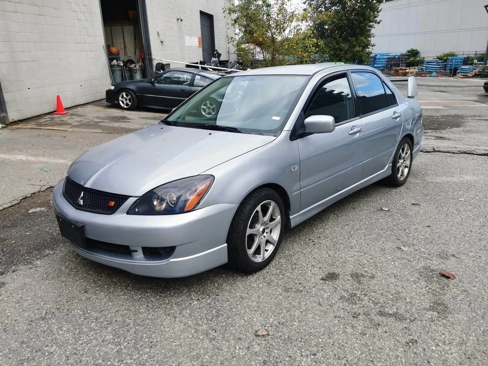 2005 Mitsubishi Lancer 8th Gen - Image 8 of 10