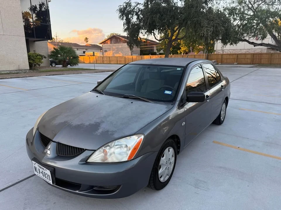 2005 Mitsubishi Lancer 7th Gen - Image 3 of 11