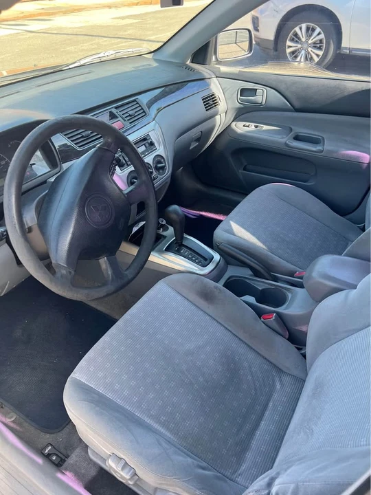 2005 Mitsubishi Lancer 8th Gen - Image 2 of 3