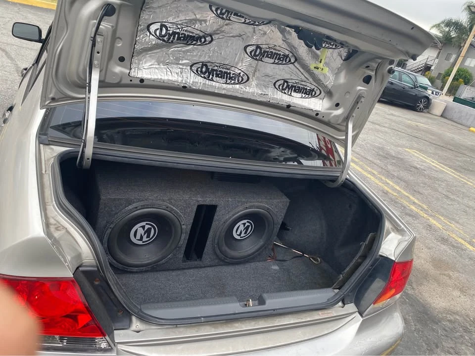 2005 Mitsubishi Lancer 8th Gen - Image 6 of 10