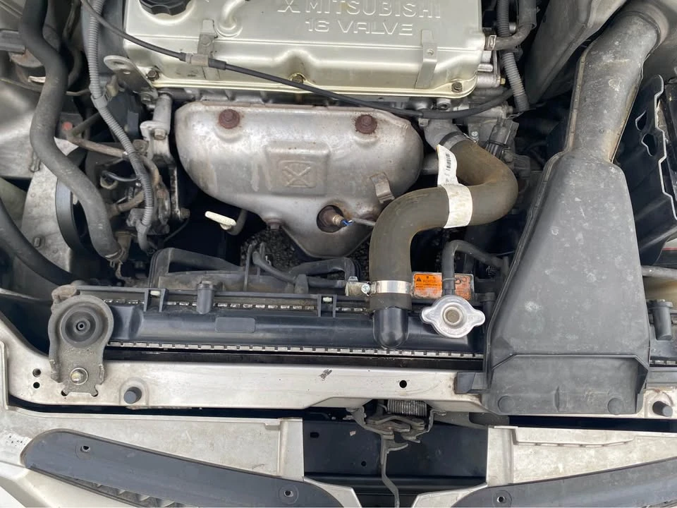 2005 Mitsubishi Lancer 8th Gen - Image 9 of 10