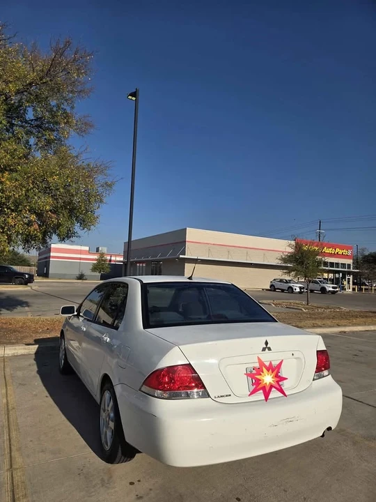 2005 Mitsubishi Lancer 8th Gen - Image 12 of 14