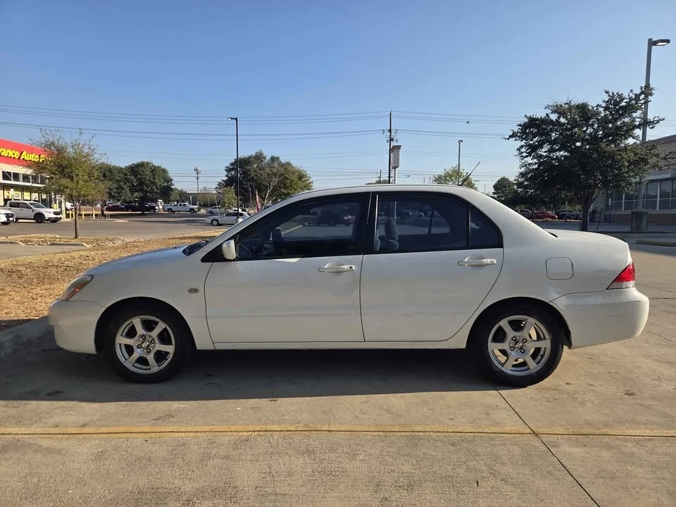 2005 Mitsubishi Lancer 8th Gen - Image 6 of 14