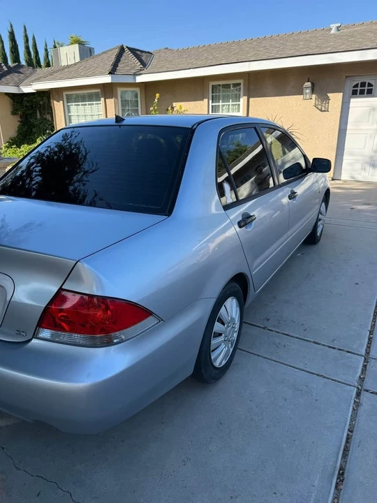 2005 Mitsubishi Lancer 7th Gen - Image 3 of 9