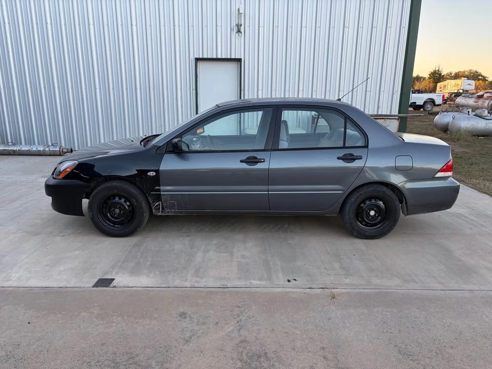 2005 Mitsubishi Lancer 7th Gen - Image 2 of 7