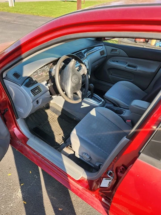 2005 Mitsubishi Lancer 8th Gen - Image 8 of 15