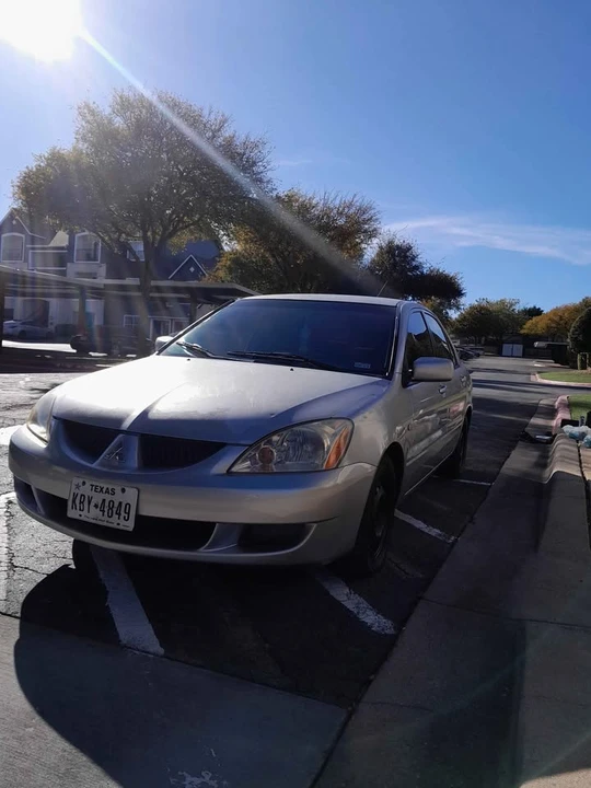 2005 Mitsubishi Lancer 8th Gen - Image 4 of 10