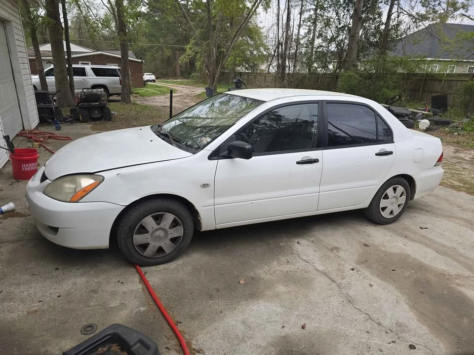 2005 Mitsubishi Lancer 8th Gen - Image 2 of 3