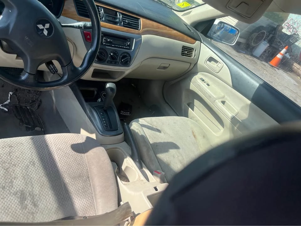 2005 Mitsubishi Lancer 8th Gen - Image 11 of 11