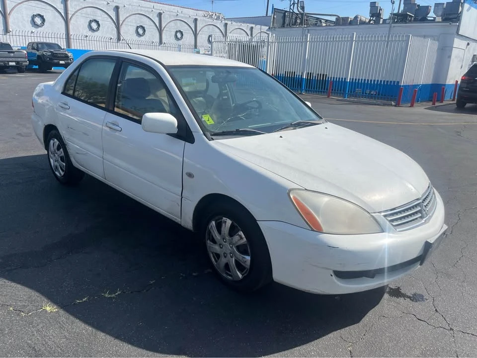 2005 Mitsubishi Lancer 8th Gen - Image 4 of 11