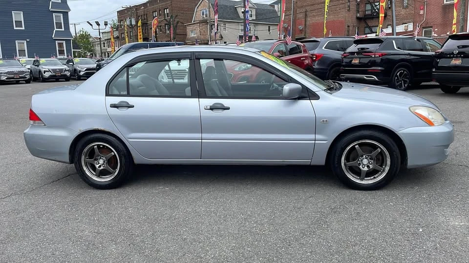 2005 Mitsubishi Lancer 8th Gen - Image 4 of 4
