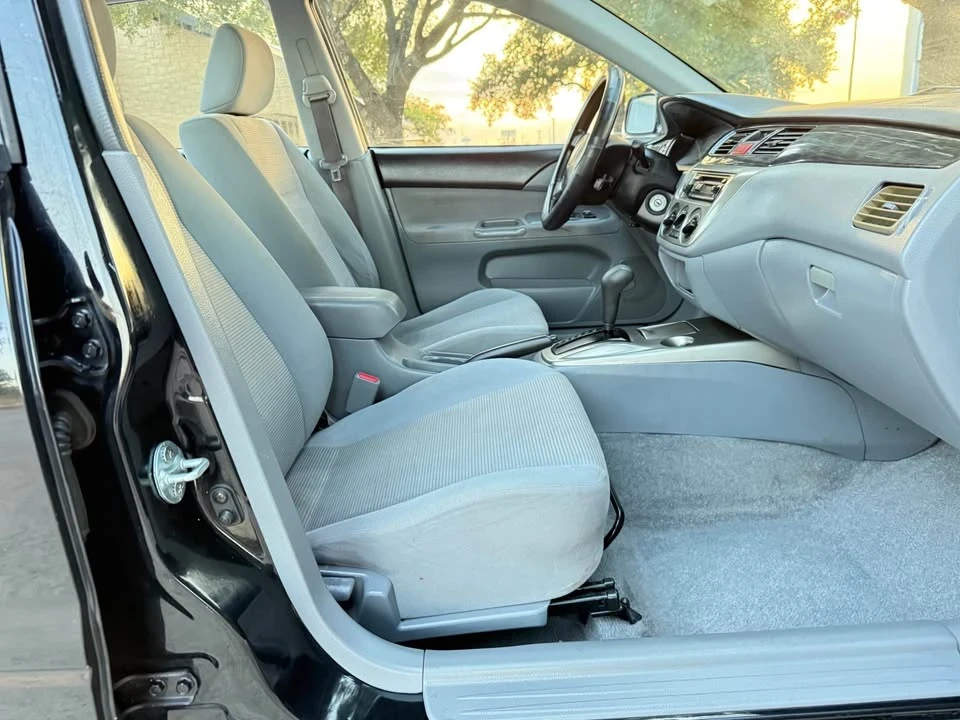 2005 Mitsubishi Lancer 8th Gen - Image 11 of 11