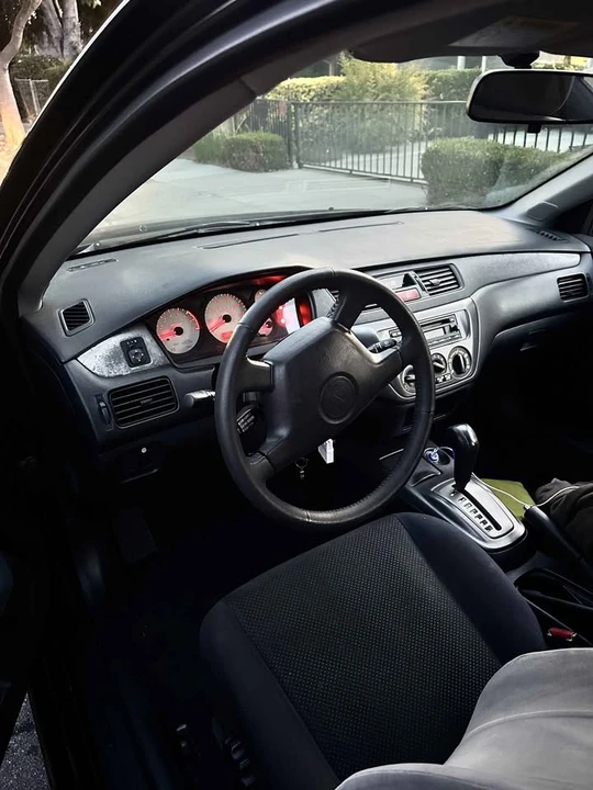 2005 Mitsubishi Lancer 7th Gen - Image 5 of 9