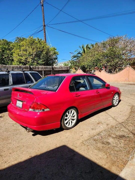 2005 Mitsubishi Lancer 8th Gen - Image 2 of 9