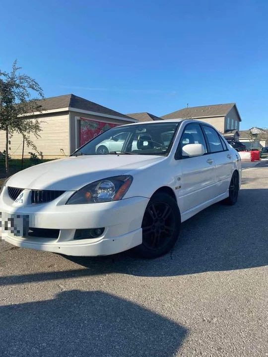 2005 Mitsubishi Lancer 8th Gen - Image 2 of 7