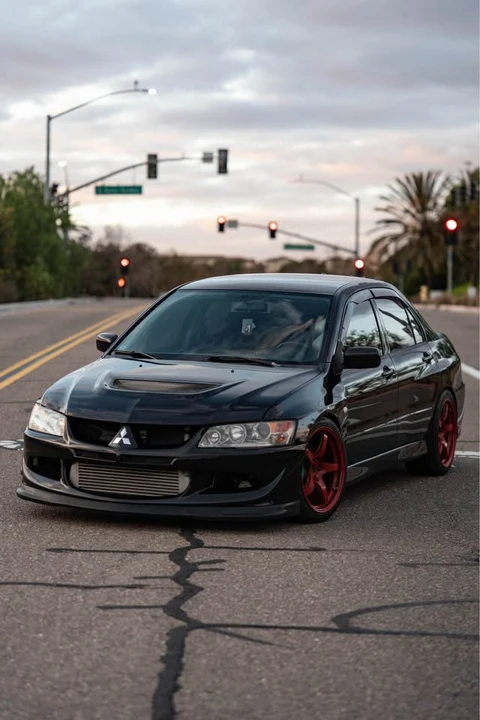 2005 Mitsubishi Lancer - Image 3 of 13