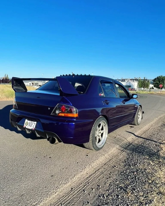 2005 Mitsubishi Lancer Evolution VIII 7th Gen - Image 3 of 10