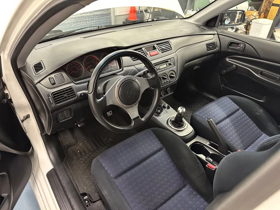 2005 Mitsubishi Lancer Evolution VIII 7th Gen - Image 14 of 18