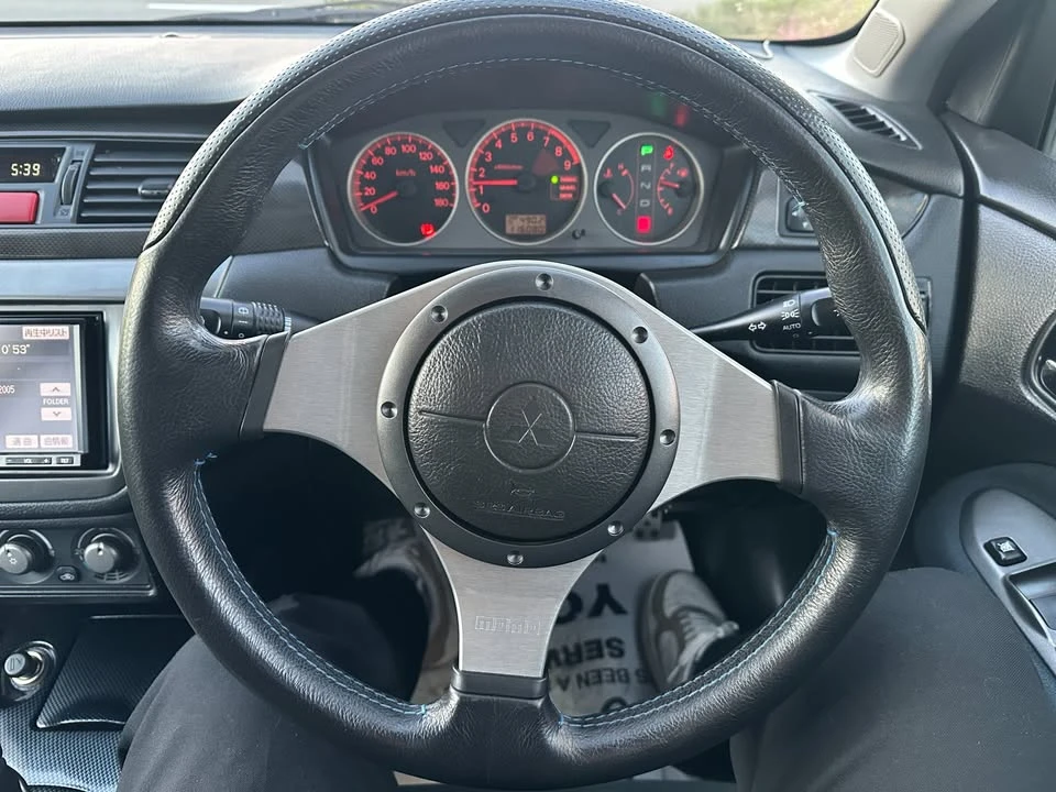 2005 Mitsubishi Lancer Evolution IX 8th Gen - Image 7 of 9