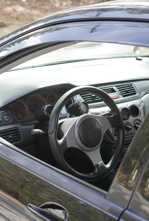 2005 Mitsubishi Lancer Evolution VIII 7th Gen - Image 4 of 5