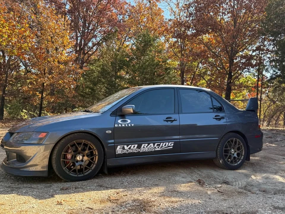 2005 Mitsubishi Lancer Evolution VIII 7th Gen - Image 2 of 12