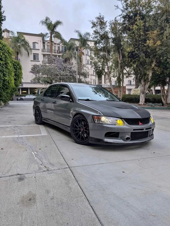 2005 Mitsubishi Lancer Evolution VIII 7th Gen - Image 2 of 20