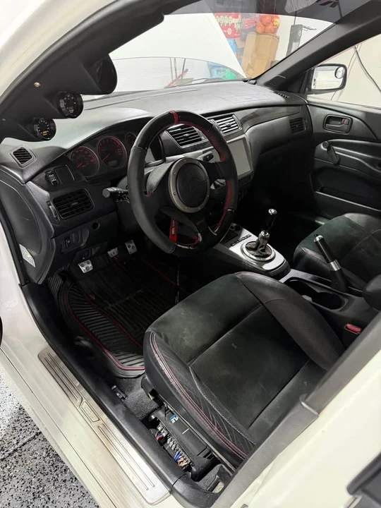 2005 Mitsubishi Lancer Evolution VIII 7th Gen - Image 12 of 16