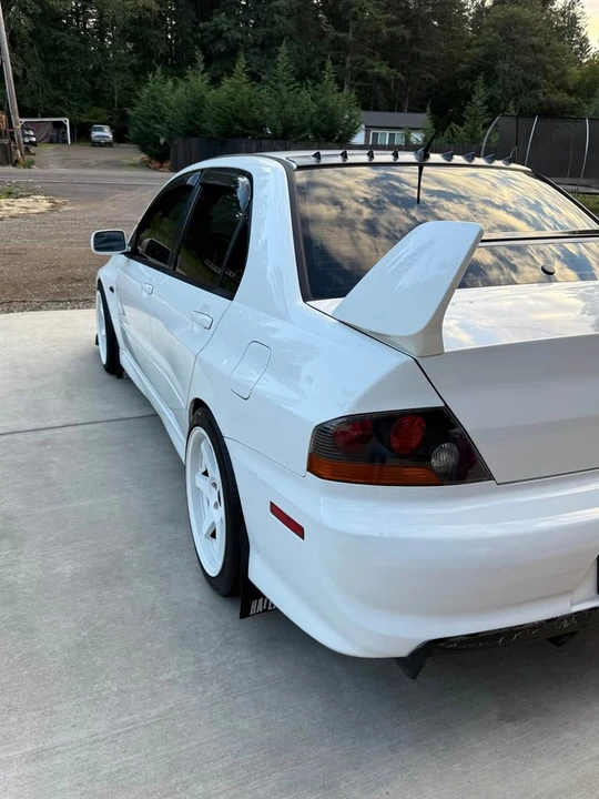 2005 Mitsubishi Lancer Evolution VIII 7th Gen - Image 4 of 6