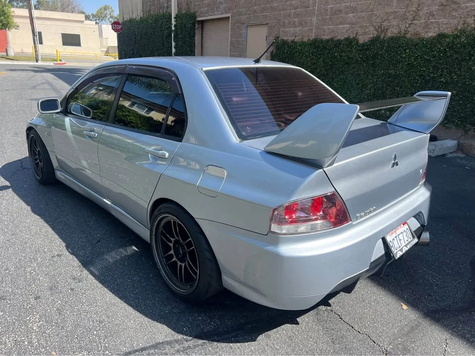 2005 Mitsubishi Lancer Evolution IX 8th Gen - Image 4 of 9