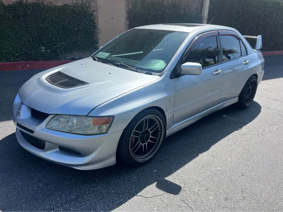 2005 Mitsubishi Lancer Evolution IX 8th Gen - Image 2 of 9