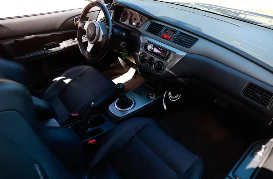 2005 Mitsubishi Lancer Evolution VIII 7th Gen - Image 15 of 18