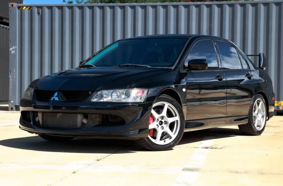 2005 Mitsubishi Lancer Evolution VIII 7th Gen - Image 9 of 17