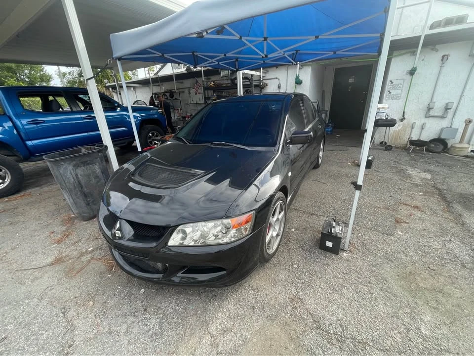 2005 Mitsubishi Lancer Evolution VIII 7th Gen - Image 2 of 5