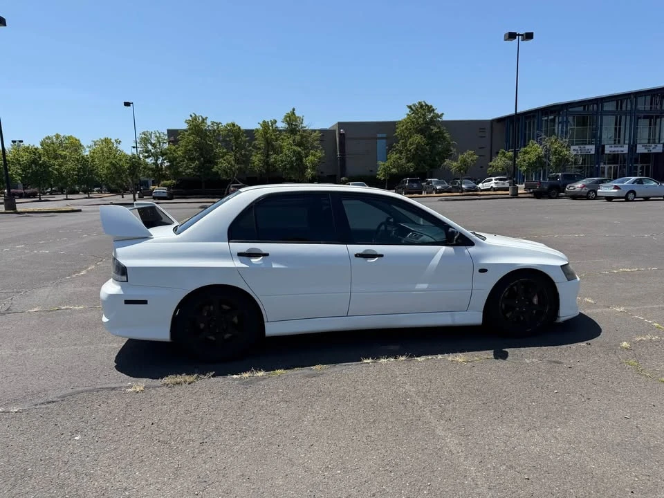 2005 Mitsubishi Lancer - Image 8 of 15