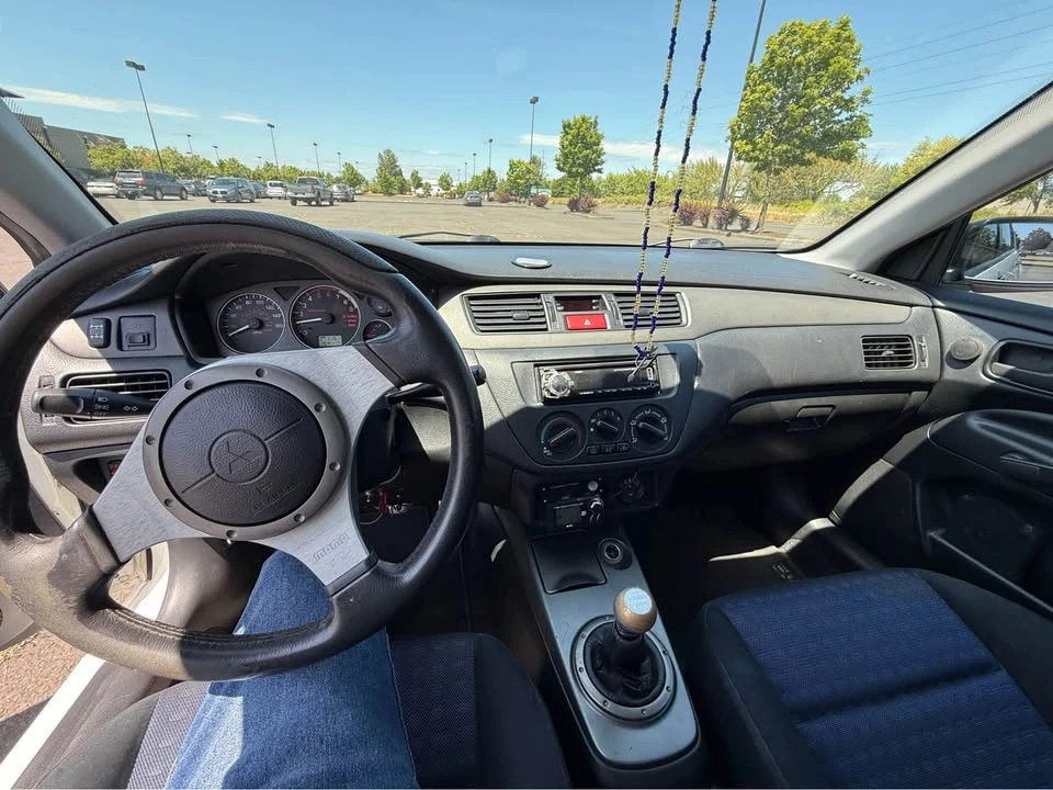 2005 Mitsubishi Lancer - Image 14 of 15