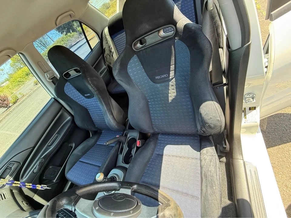 2005 Mitsubishi Lancer - Image 12 of 15