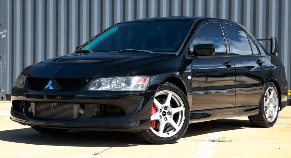 2005 Mitsubishi Lancer Evolution VIII 7th Gen - Image 2 of 5
