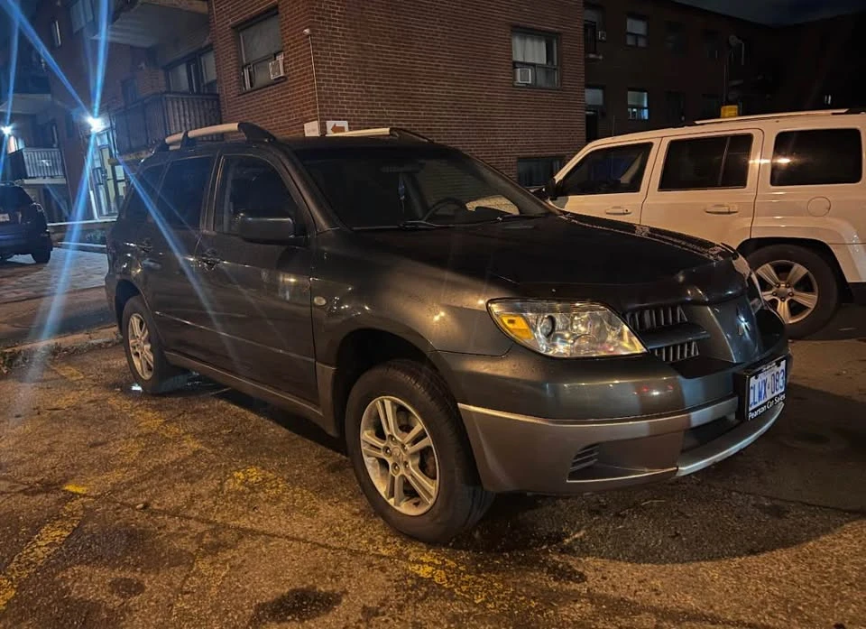 2005 Mitsubishi Outlander - Image 8 of 8