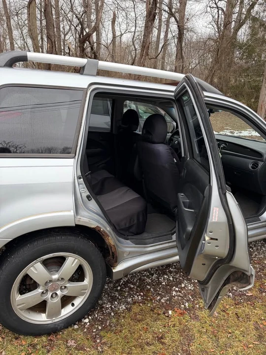2005 Mitsubishi Outlander - Image 4 of 10