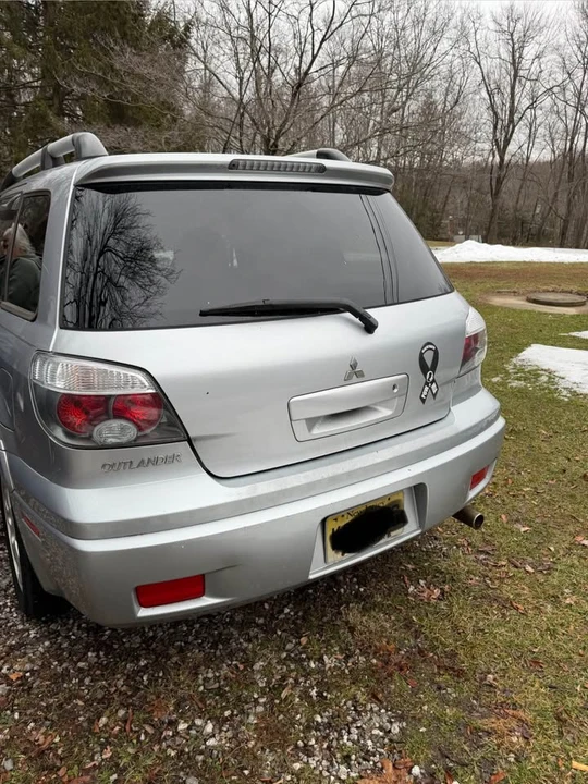 2005 Mitsubishi Outlander - Image 9 of 10