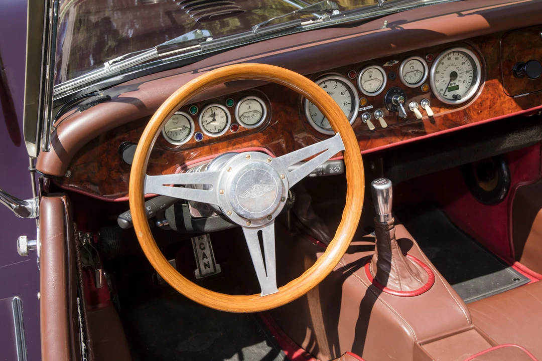 2005 Morgan Roadster - Image 5 of 31