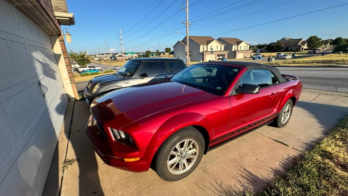 2005 Ford S197 Mustang - Image 2 of 11