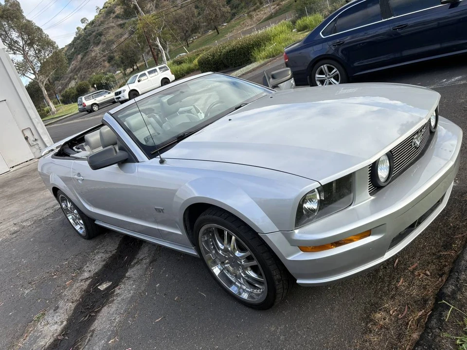2005 Ford S197 Mustang GT - Image 2 of 24