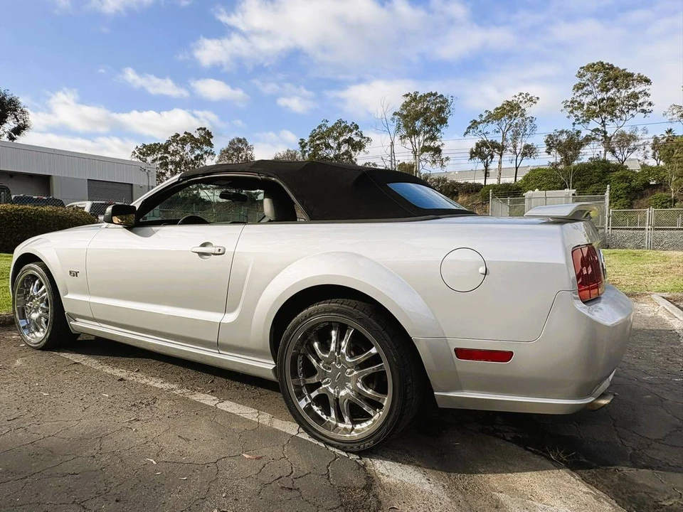 2005 Ford S197 Mustang GT - Image 7 of 24