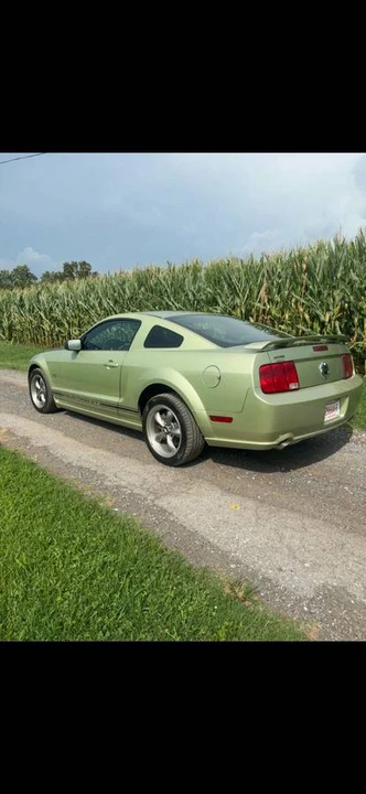 2005 Ford S197 Mustang GT - Image 2 of 5