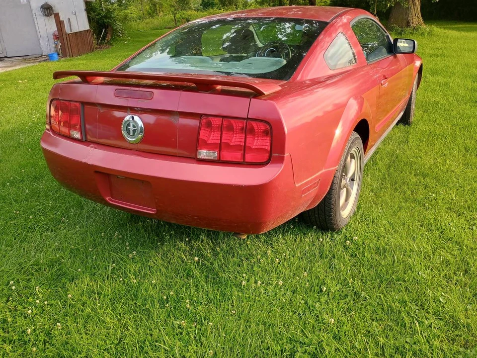 2005 Ford S197 Mustang - Image 3 of 7