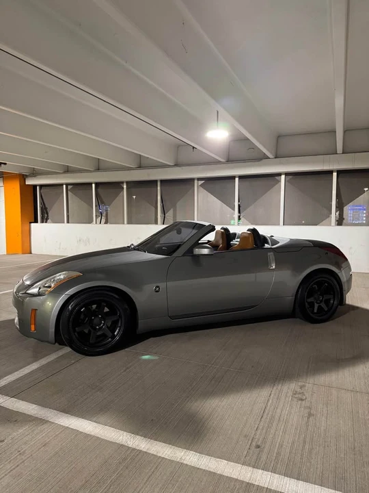 2005 Nissan 350Z 5th Gen - Image 9 of 12